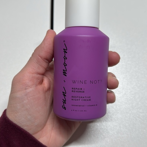 $50 GIVEAWAY!! Sun & Moon wine not repair and reverse restorative night cream - Picture 4 of 7